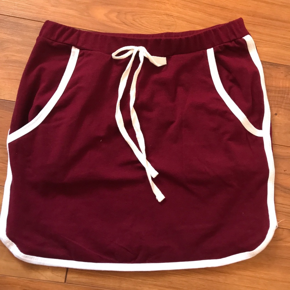 Fashion Nova Mini Skirt, white detailing & pockets